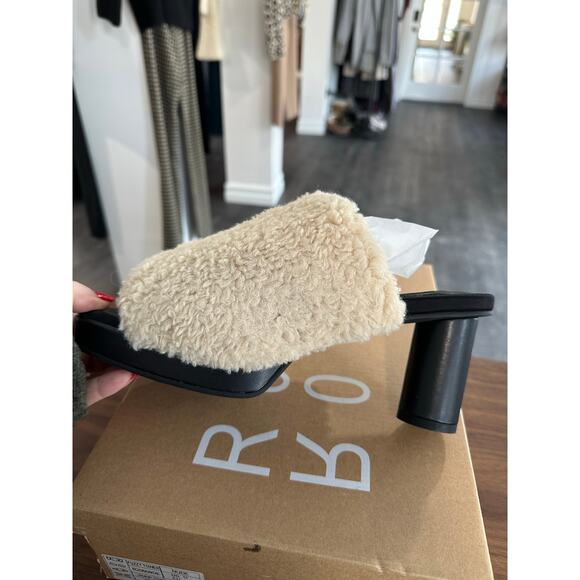 NIB Roam Fuzzy Tower Heels Size 41(11) - Picture 6 of 12